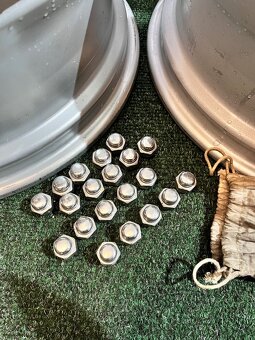 5x114,3 R17 Mazda CX originál Alu - ET 50, výborný stav - 18