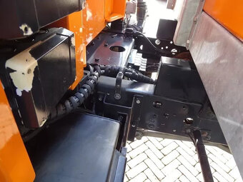 Mitsubishi Pfau Rexter A6500 - 18