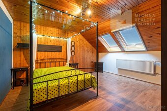 Prodej rodinného domu 180 m2, garáž, pozemek, 297 m2 - 18