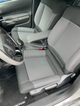 Citroen c4 Cactus 1.6HDi 68kw 2015 - 18