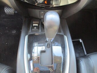 NISSAN X-Trail 1,6 dCi 130 Tekna Automat Pano 2015 - 18