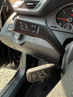 Volkswagen Passat 2.0 TDi 103Kw DSG - 18