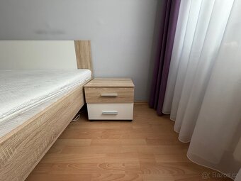 Prodám postel s nočními stolky - 18