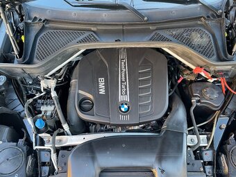 BMW X5 30d m-paket , krásný stav - 18