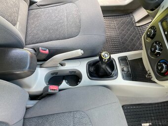 Kia Cerato, 1,6i, 77kW, r.v. 2006 - 18