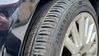Touran 2.0 TDI 103kW motor BMM, výbava HIGHLINE - 18