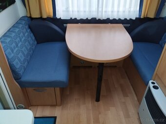KNAUS 450EL č.251 Pevné postele. Mover. Stan. Rok 2007 - 18