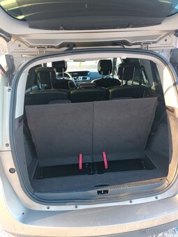 Pronájem aut  7 míst, Bolt/Uber XL - 18