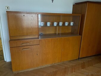 Starožitné skříně - 18