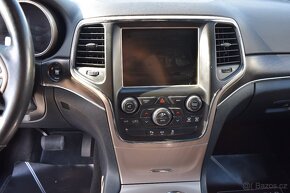 ►►Jeep Grand Cherokee 3.0 L V6 CRD 140Kw Laredo 4WD◄◄ - 18