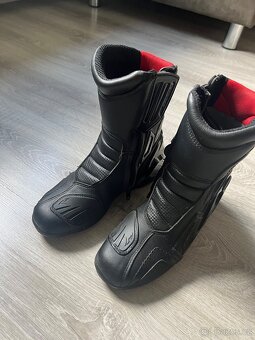 Bunda kalhoty boty rukavice a helma na moto dámské - 18
