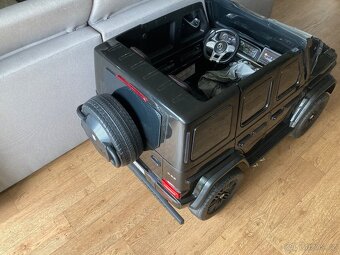 Elektrické autíčko Mercedes-Benz G63 AMG 4x4 - 18