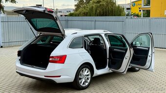 Škoda Superb 3 //2.0TDi//110kW//DSG//LED SVĚTLA//EXECUTIVE// - 18