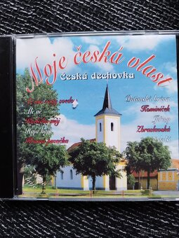 Originální CD celkem 50 médií - 18
