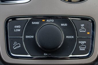 Jeep Grand Cherokee 3.0L V6 TD Summit A/T - 18