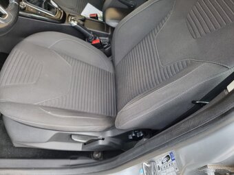 Ford Focus - 18