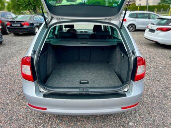 Škoda Octavia II 2.0 TDI Elegance Servis,Stav - 18