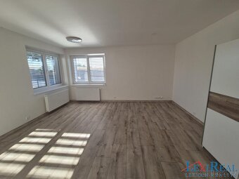 Pronájem bytu 3+kk, 79 m2, terasa, zahrádka, Sluhy - 18