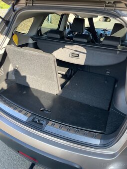 Nissan Qashqai +2 2,0i.  LPG do 2031 - 18