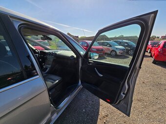 Ford Galaxy 20 TDCi 103KW Ghia 7.místné - 18