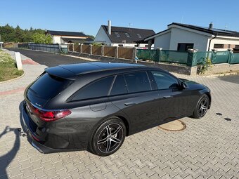 NEW E 220d combi 4-MATIC ,AMG PAKET,2025,20.000km,ZARUKA - 18