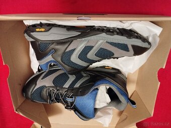Maskáče, kanady Goretex atd. - 18