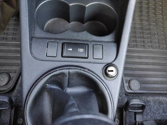 FABIA 1.2 51 kW, po rozvodech, klima, tažné - 18