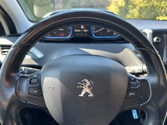 Peugeot 2008 1.2T 81kw AT Allure - 18