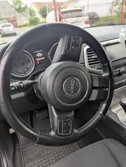 Jeep Grand Cerokee - 18