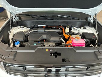 Hyundai Santa Fe 1.6T-GDi 158kW HYBRID AUTOMAT 4x4 PANORAMA - 18