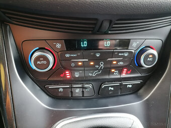 Ford Kuga 2.0Tdci 110kw4x4TitaniumVyhřSedačkyVyhřVolantTažný - 18