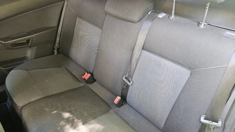Opel Astra H Caravan - 18