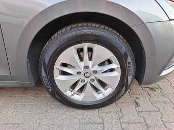 Škoda Octavia 4 Combi 2.0TDI 110kW DSG Virtual Full LED ACC - 18
