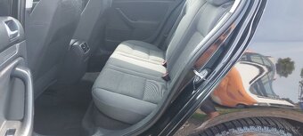 Volkswagen Golf 5 benzin 1,4 - 18