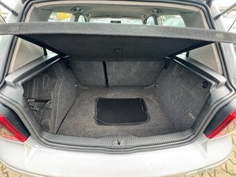 Volkswagen Golf 1,9 TDI 96 KW STK BRZDY - 18