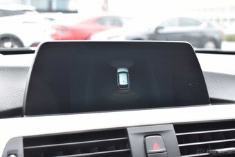 BMW 318d 110kW ADVANTAGE LED DPH - 18