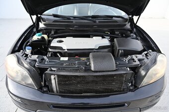 Volvo XC90 2.4D 120KW 4x4 7Míst 5/2009 - 18