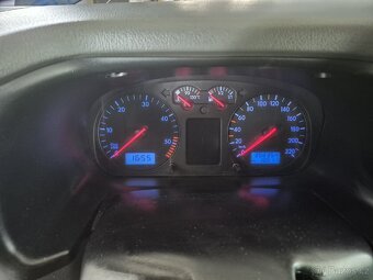 VW T4 111kw - 18