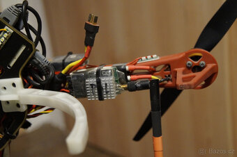 Dron Naza - 18