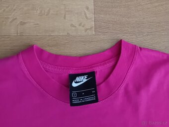 Nike dámská lehká mikina vel. S/M - 18