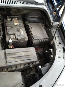 Volkswagen Touran 2.0TDi - 18
