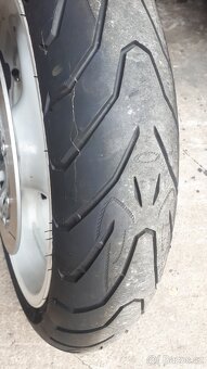 Suzuki GSXR 750 - 18
