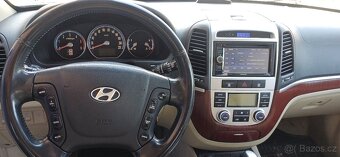 Hyundai Santa Fe maximální výbava - 18