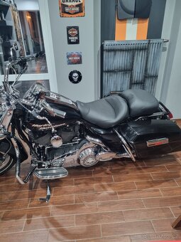 sedlo na Harley Davidson 15000,- - 18