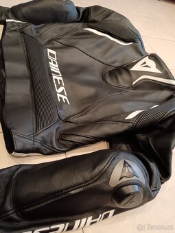 Dainese Laguna Seca 4-Pánská kožená moto kombinéza - 18
