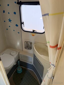 Obytný automobil - 18