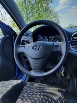 Hyundai Accent rv.2011 - 18