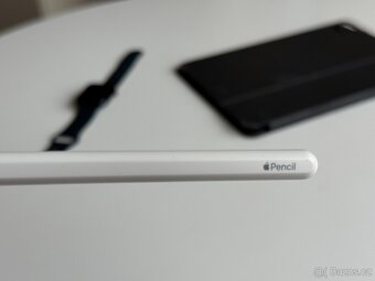 Apple iPad Pro 11" (2021, M1, 128GB) + Klávesnice + Pencil - 18