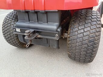 Prodám zahradní traktor Twin-Cut 12.5Hp - 18