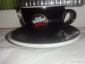 RUZNE SALKY SKLENICE - 18